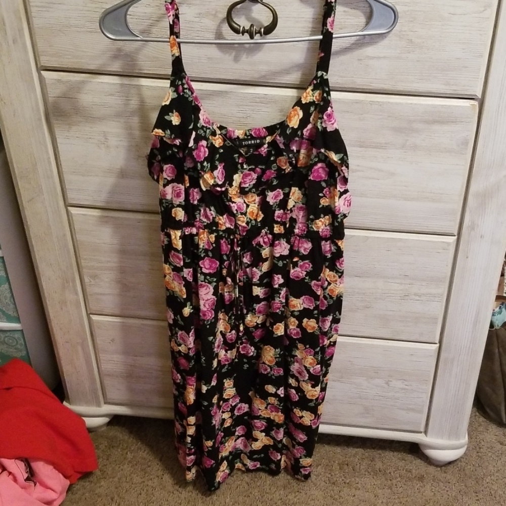 Used Size 2 Torrid flower sundress